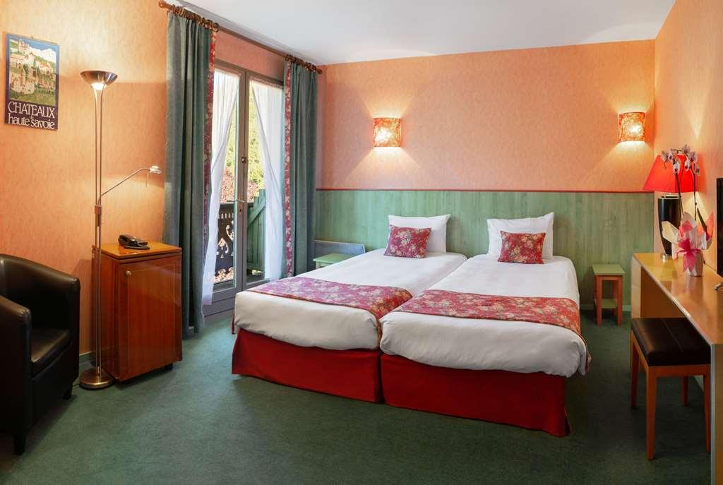 Brit Hotel Florimont Saint-Ferréol Rum bild